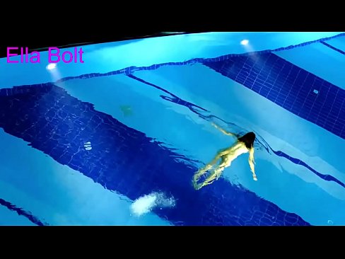 ❤️ Dili ko makahunong sa pagtan-aw, ang batan-ong blonde nasakpan nga naglangoy nga hubo sa ELLA BOLT resort pool ❤ Sex video sa amon ceb.special-grasser.ru ☑