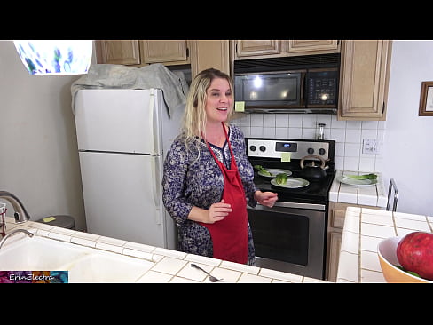 ❤️ Gigatasan siya ni stepmom sa kusina sa wala pa ang iyang date ❤ Sex video sa amon ceb.special-grasser.ru ☑