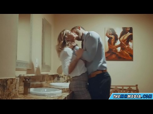❤️ Kung ang usa ka busty blonde naghaylo kanimo sa usa ka publiko nga kasilyas ❤ Sex video sa amon ceb.special-grasser.ru ☑